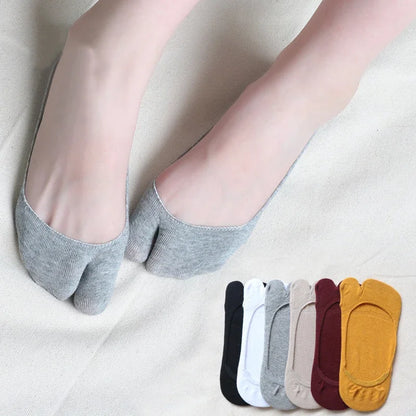 Two Finger Socks Summer