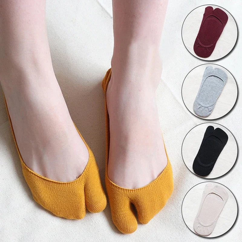 Two Finger Socks Summer