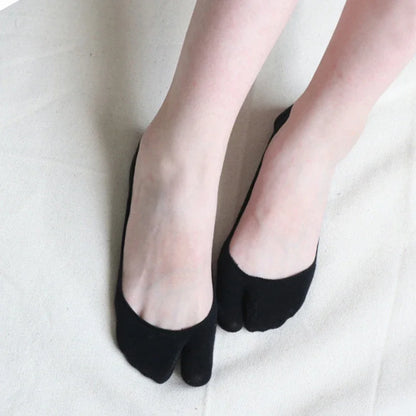 Two Finger Socks Summer