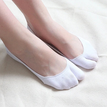 Two Finger Socks Summer